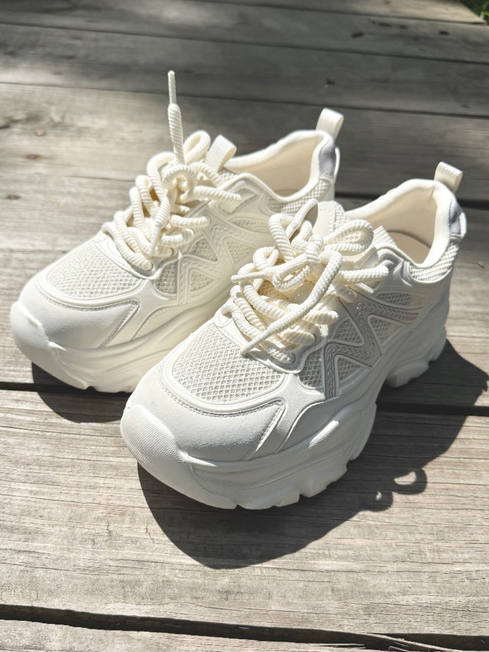 Japanese-Style Platform Sneakers Women’s Size 8, Platform Tennis Shoes in White